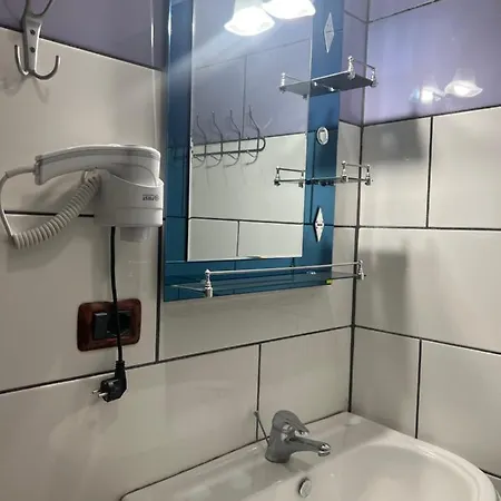 Hotel Asteri 2*