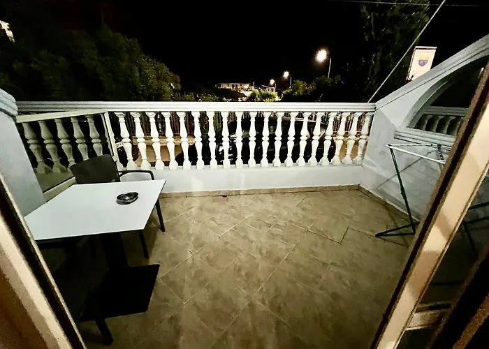 Hotel Asteri Velipoje