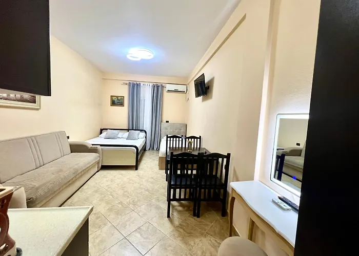 Hotel Asteri Velipoje